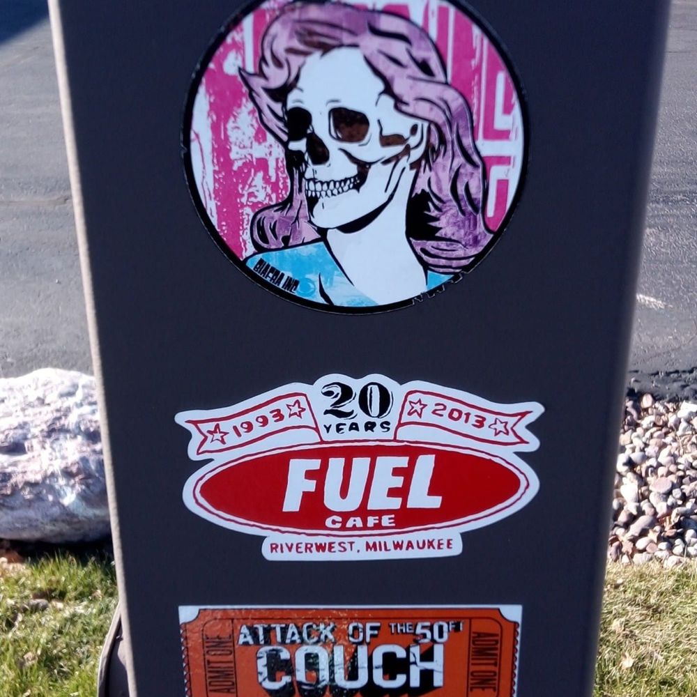 Meet your Posher, Adam